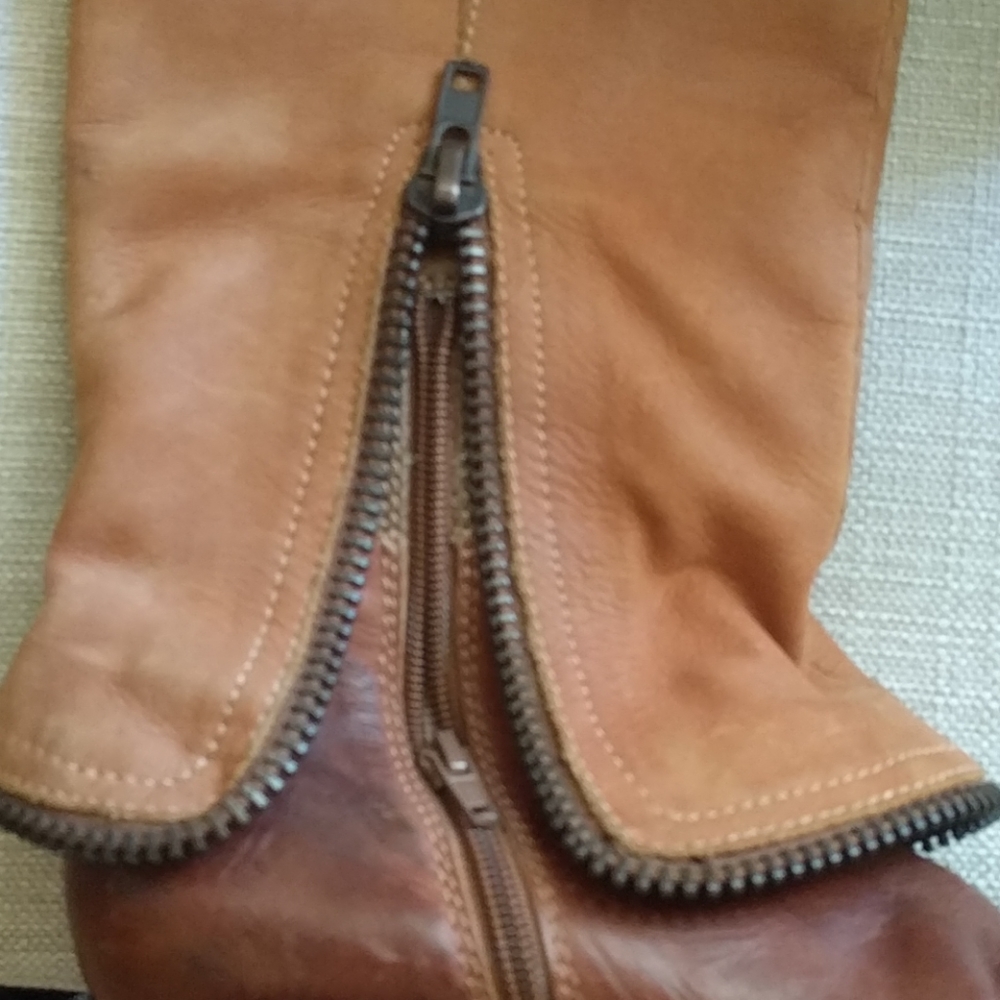 BCBGeneration boots - Picture 3 of 5